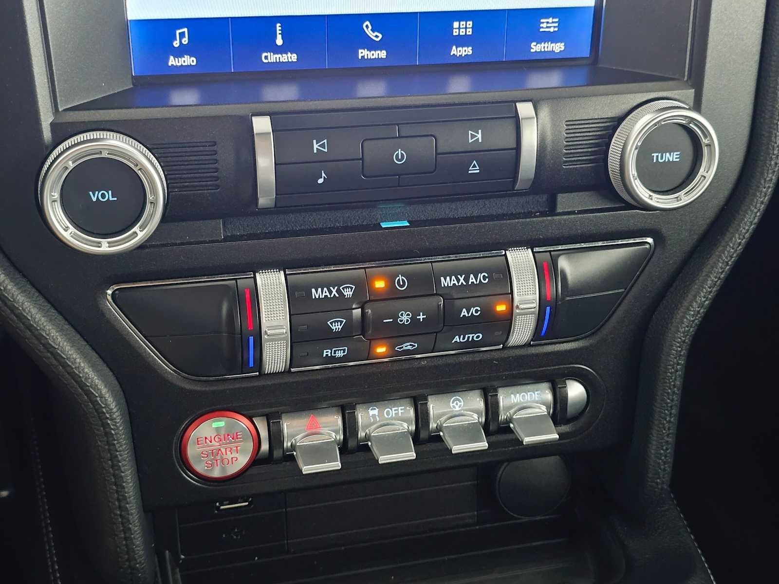 2022 Ford Mustang Mach 1