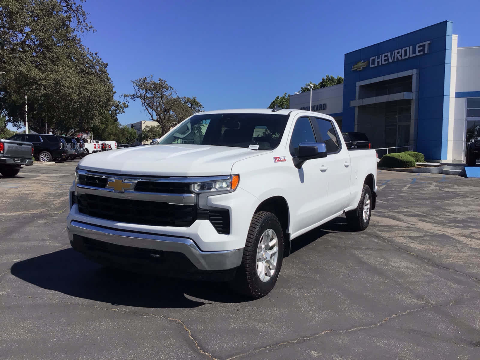 2023 Chevrolet Silverado 1500 LT