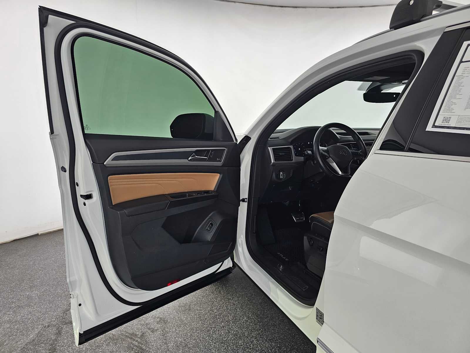 2020 Volkswagen Atlas Cross Sport 3.6L V6 SEL Premium R-Line