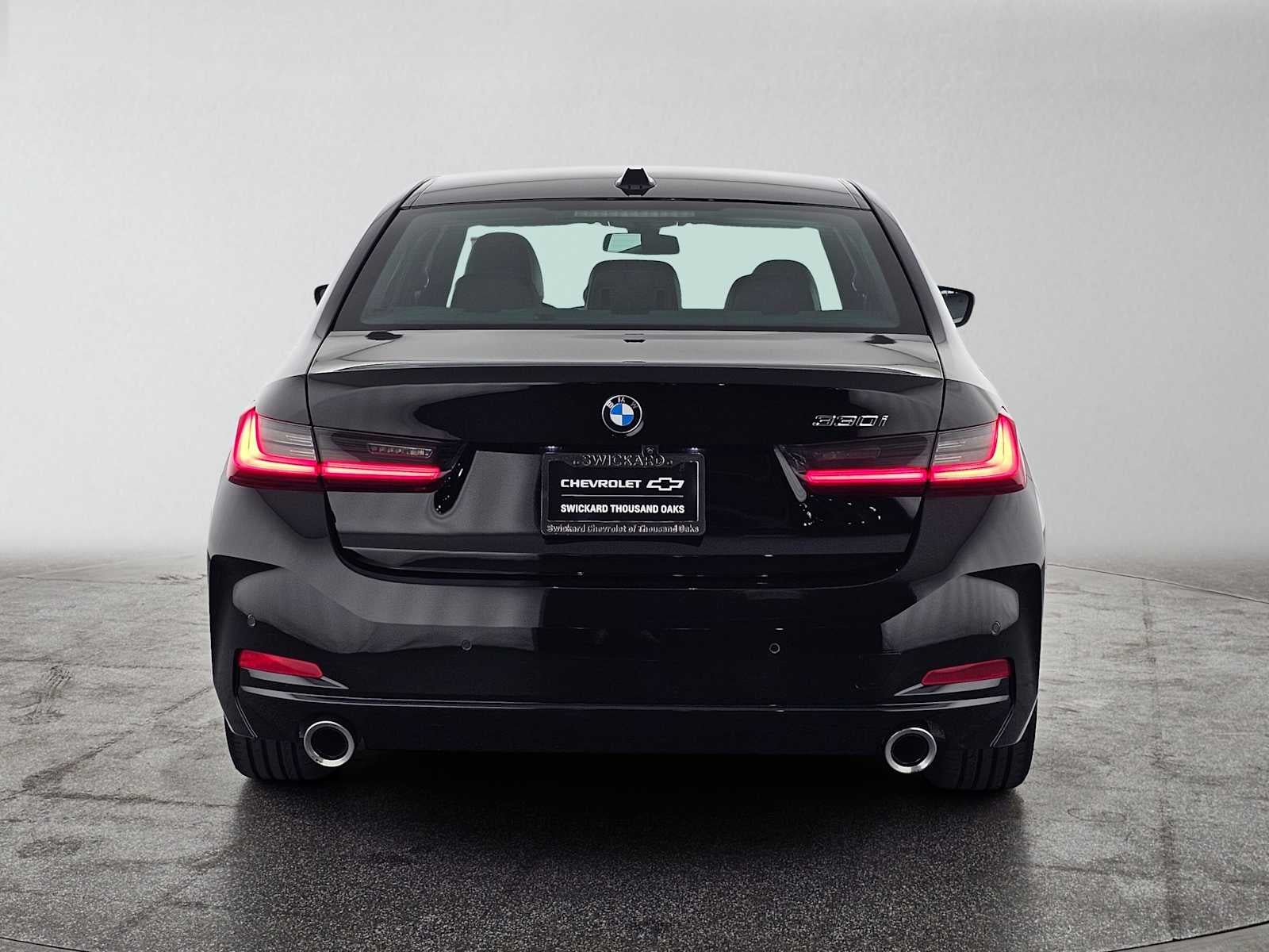 2025 BMW 3 Series 330i