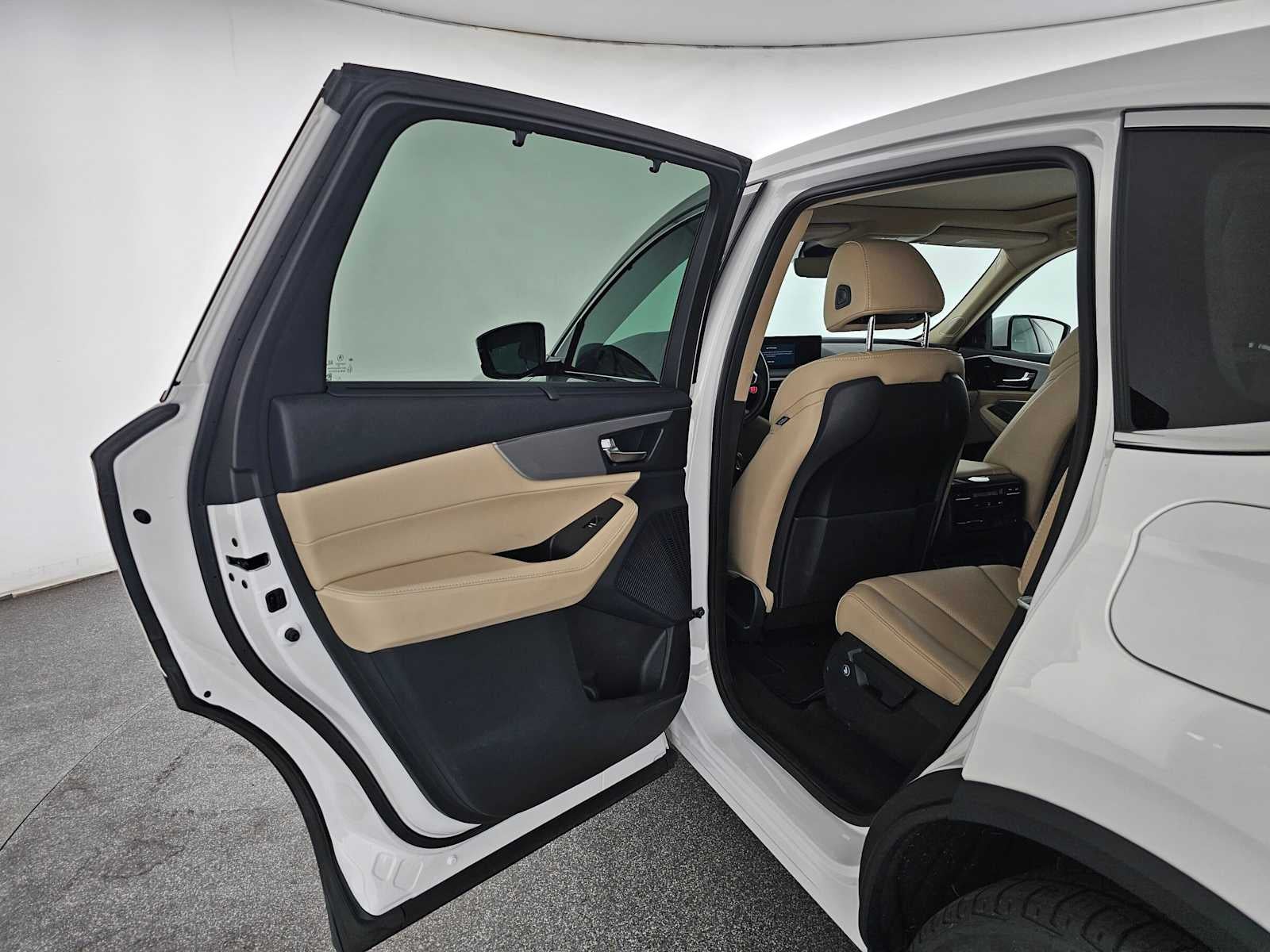2023 Acura MDX w/Technology Package