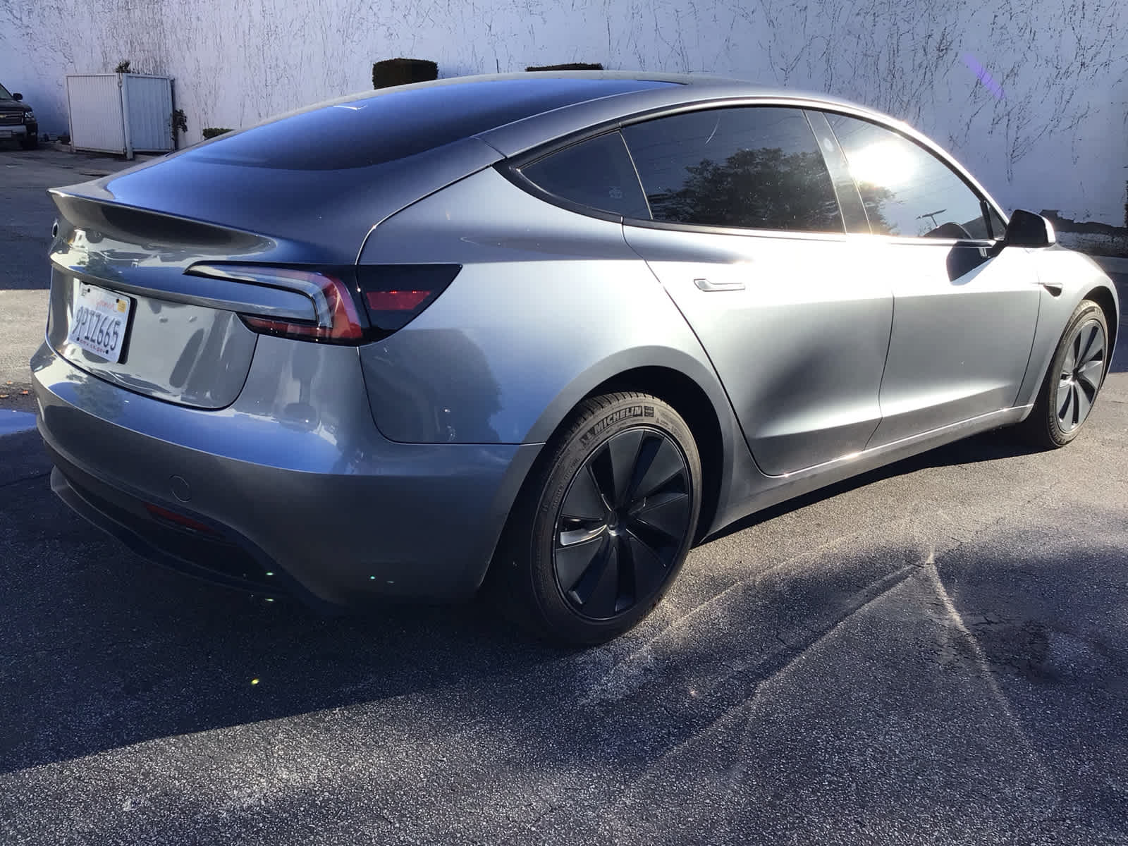 2024 Tesla Model 3 LONG RANGE