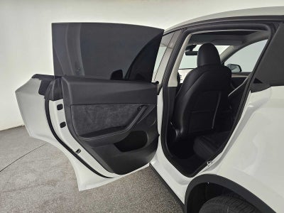 2025 Tesla Model Y Long Range