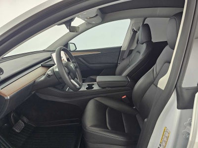 2025 Tesla Model Y Long Range