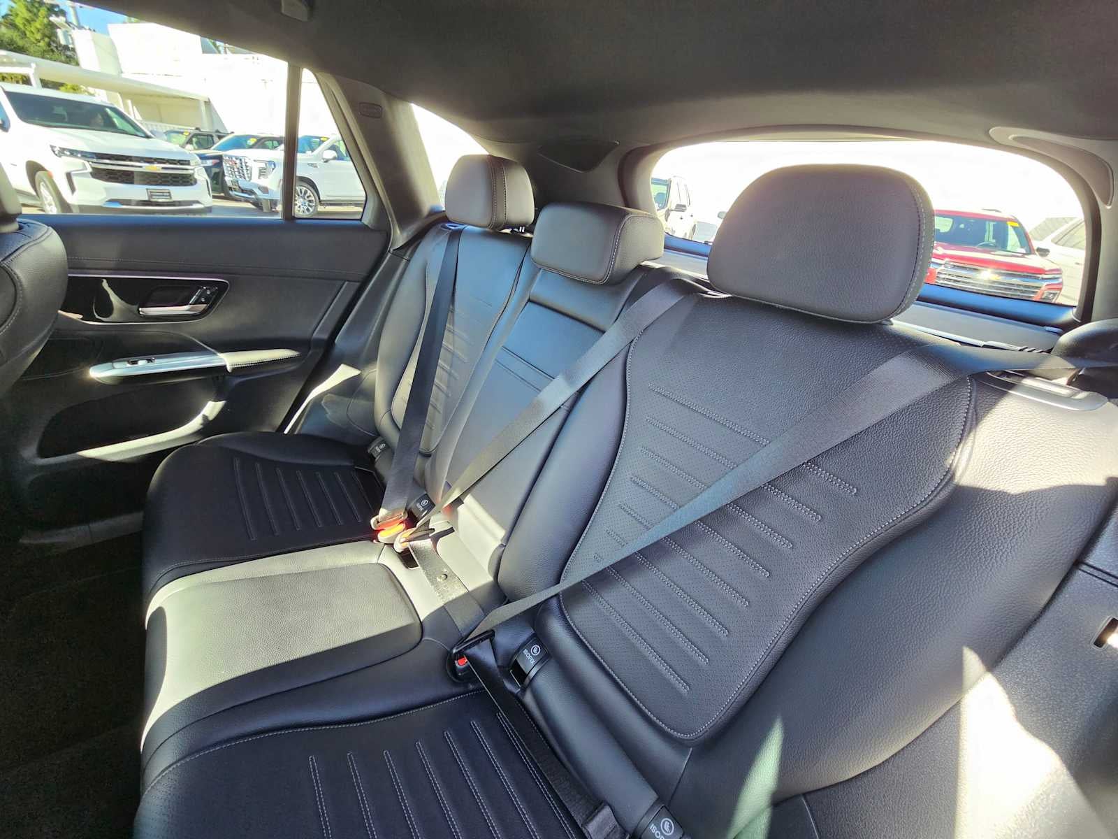 2025 Mercedes-Benz GLC GLC 300