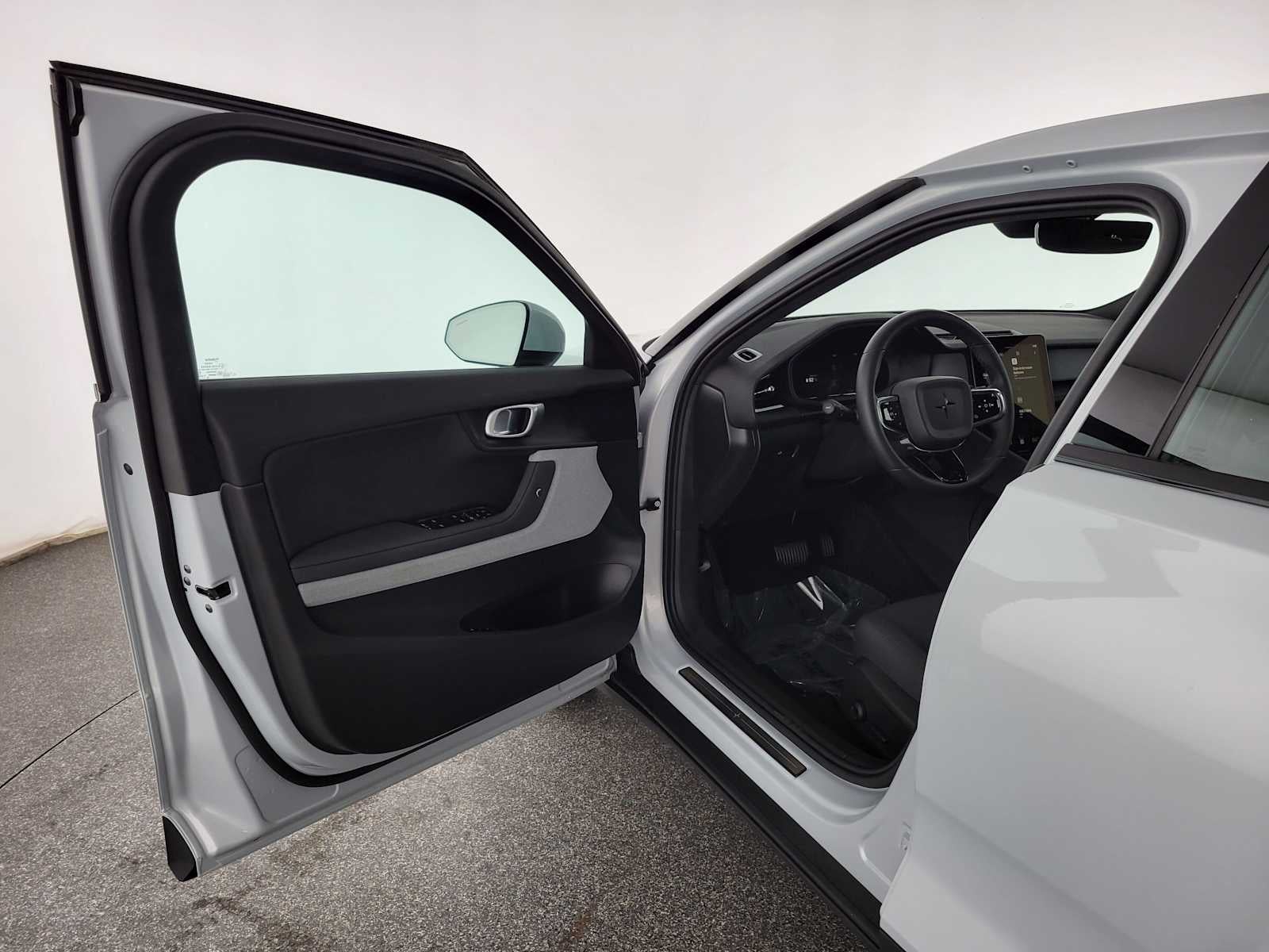 2024 POLESTAR 2 4DR SING MOTR LON