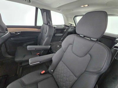 2025 Volvo XC90 Plus