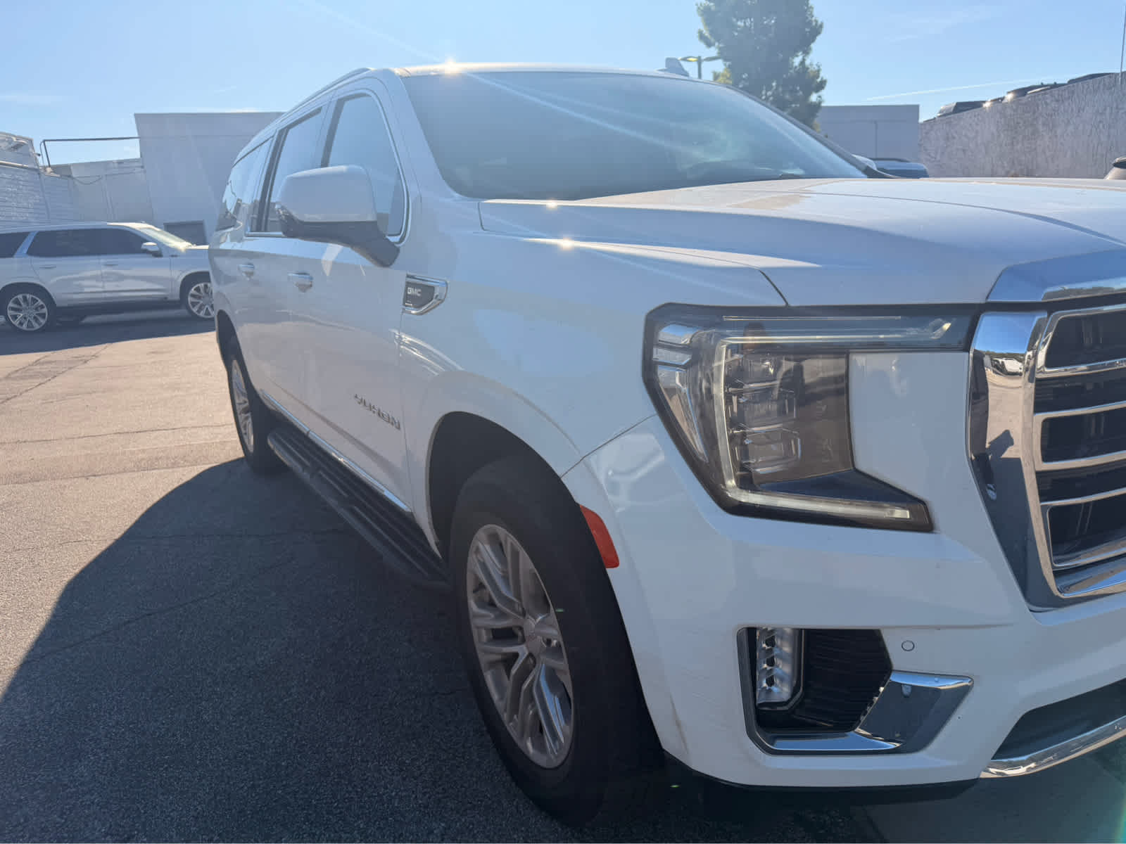 2023 GMC Yukon XL SLT