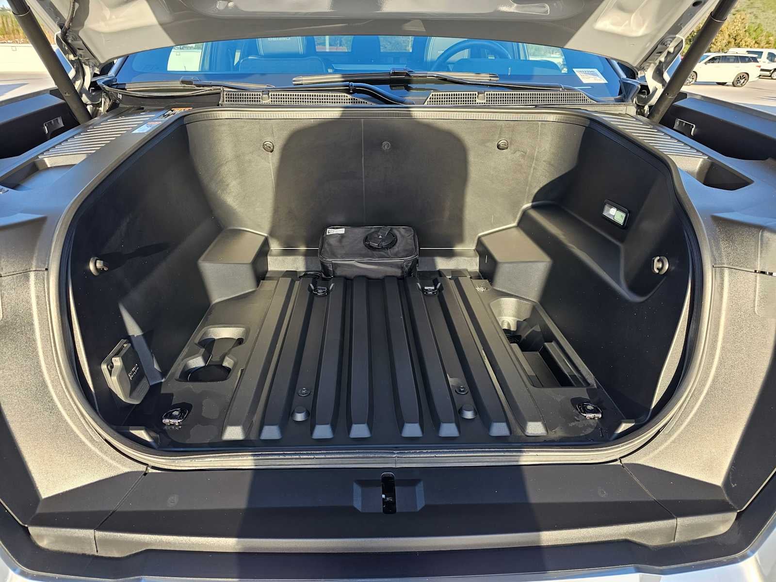 2024 GMC Sierra EV Denali Edition 1