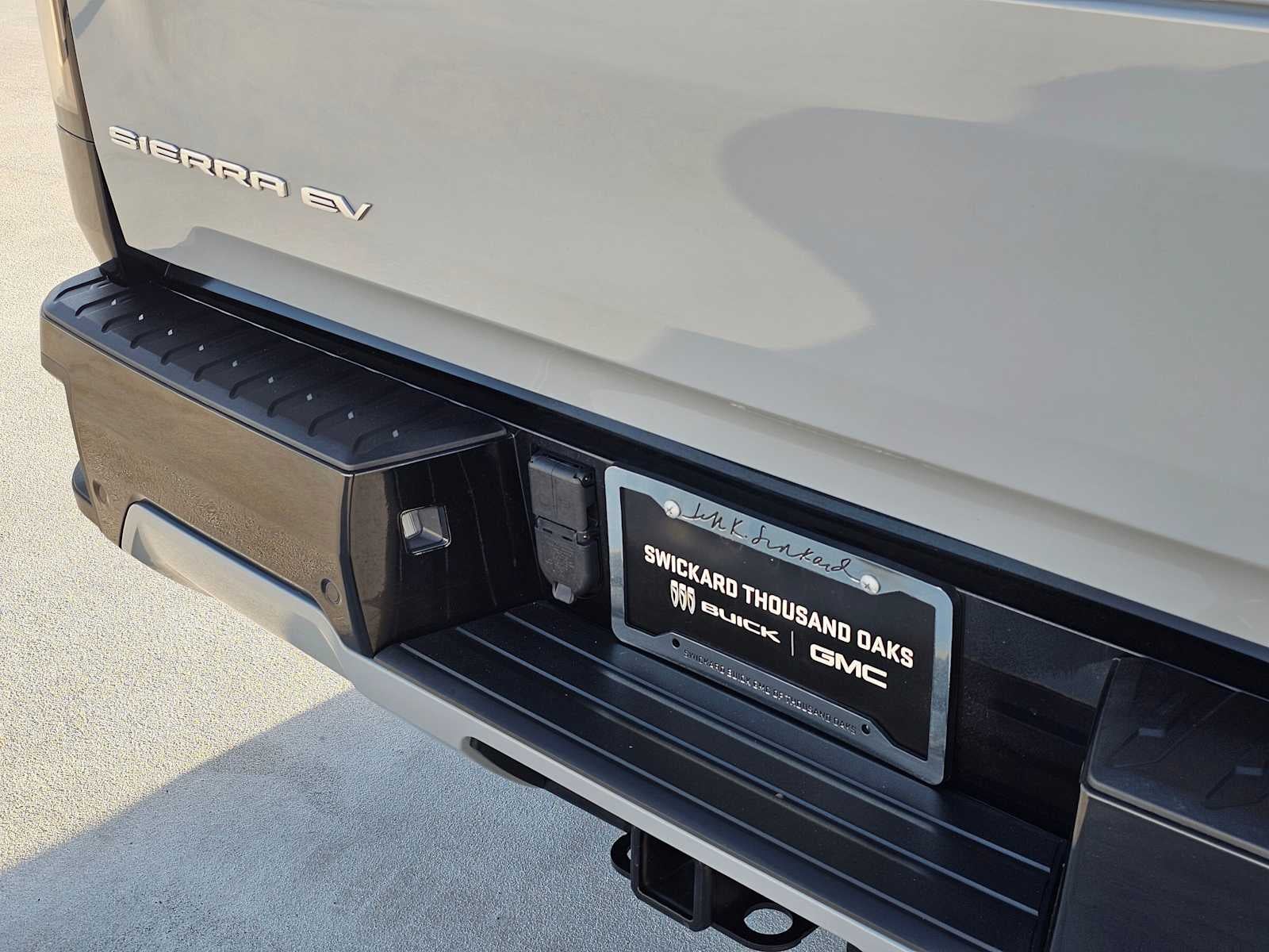 2024 GMC Sierra EV Denali Edition 1