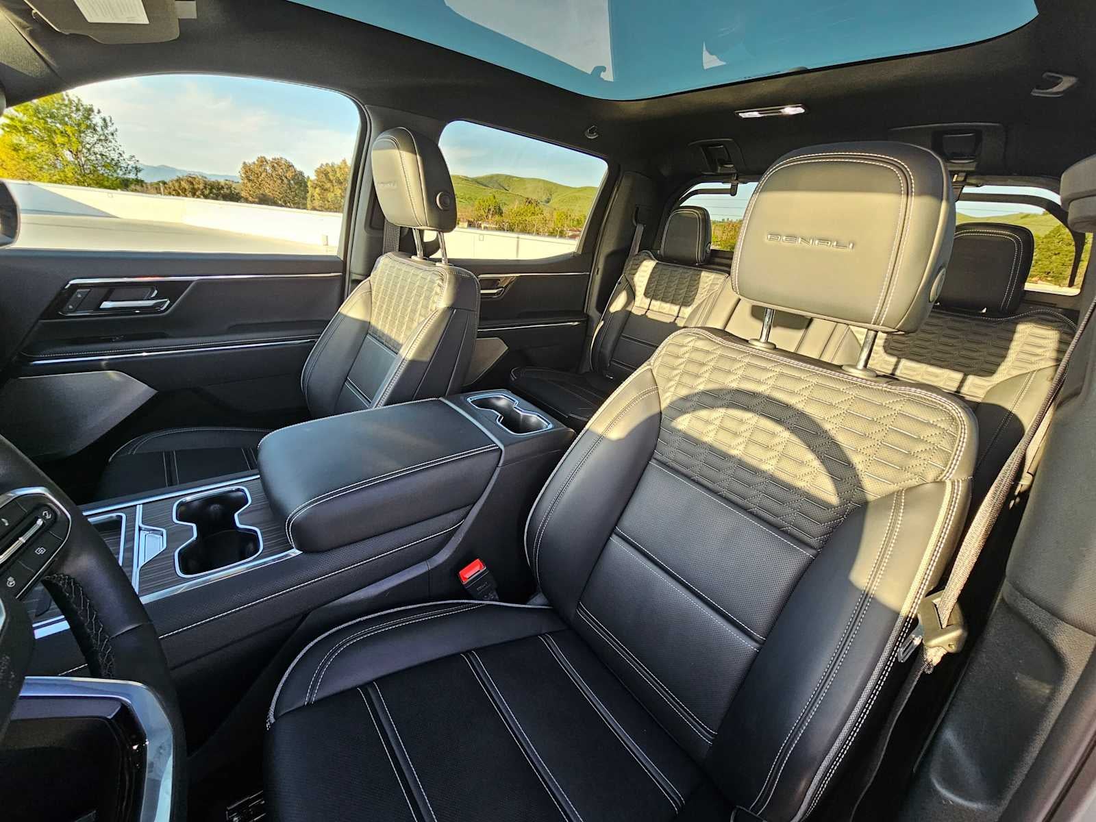 2024 GMC Sierra EV Denali Edition 1