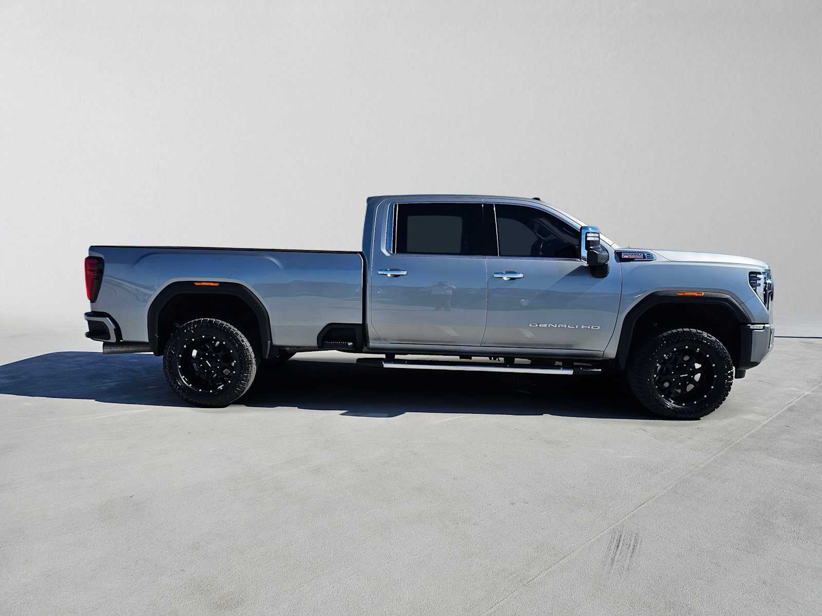 2024 GMC Sierra 3500 HD Denali