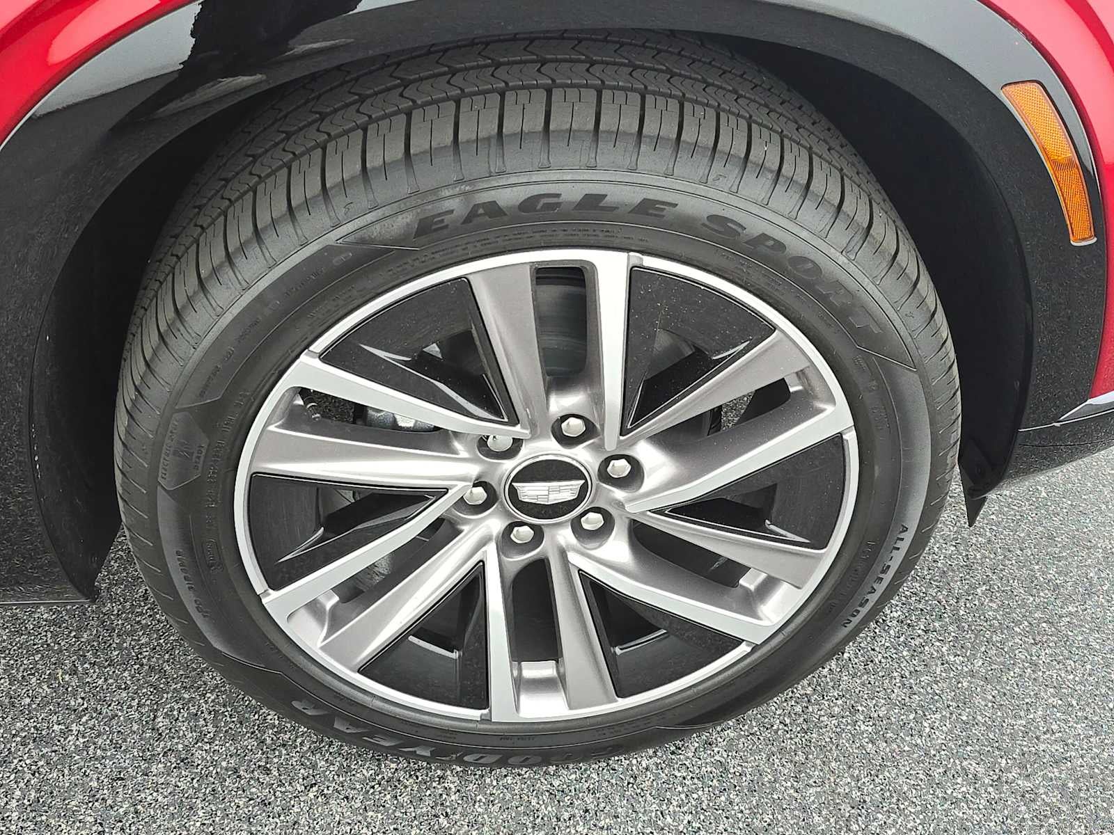 2026 Cadillac VISTIQ Sport