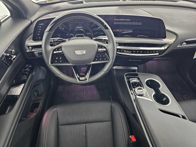 2025 Cadillac LYRIQ Luxury 3