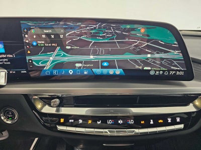 2025 Cadillac LYRIQ Luxury 3