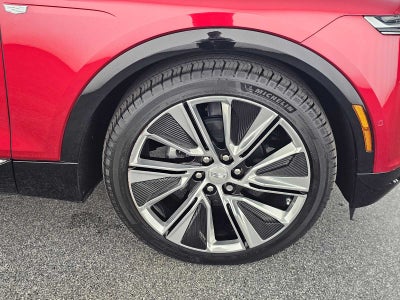 2025 Cadillac LYRIQ Luxury 3