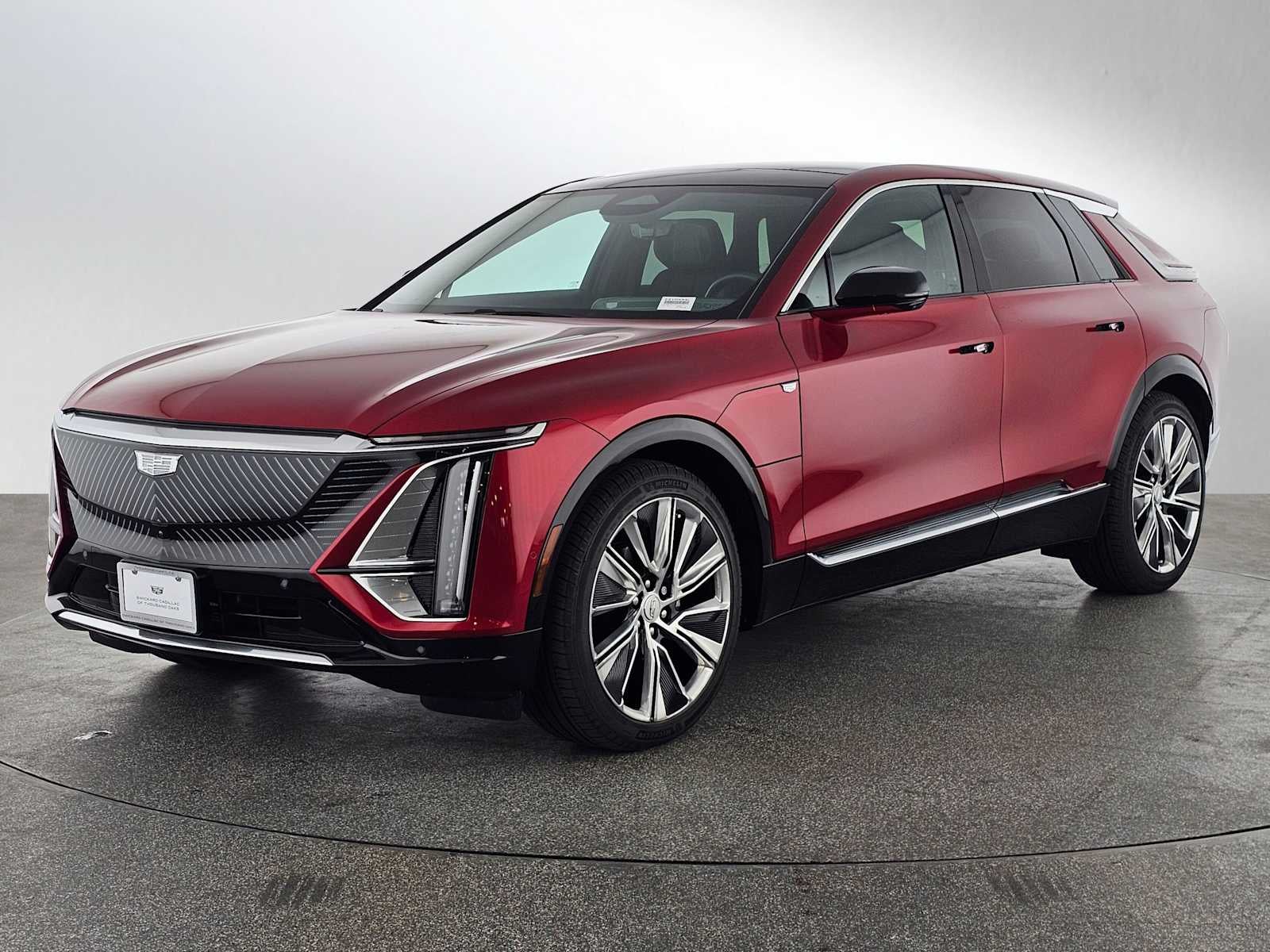 2025 Cadillac LYRIQ Luxury 3