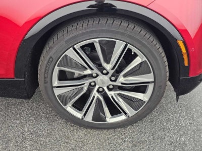 2025 Cadillac LYRIQ Luxury 3