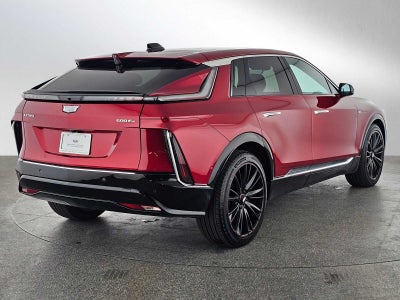 2025 Cadillac LYRIQ Luxury 3
