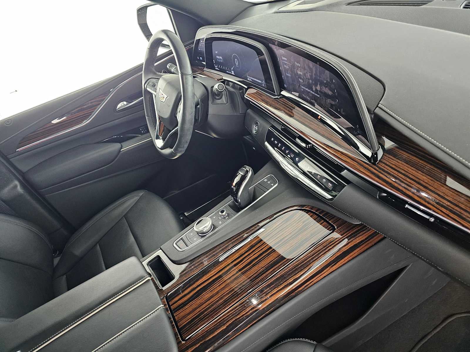 2024 Cadillac Escalade Luxury