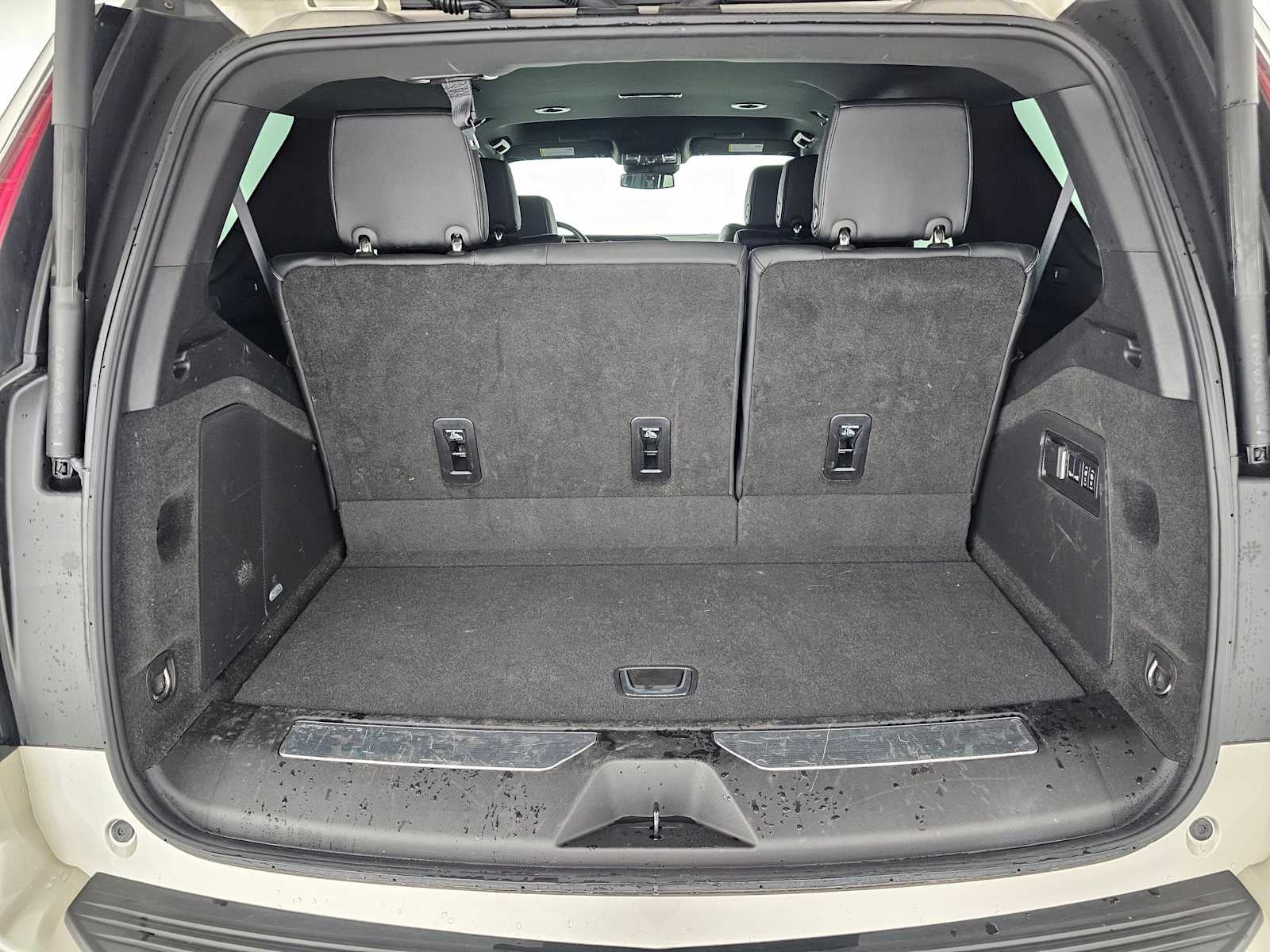 2024 Cadillac Escalade Luxury