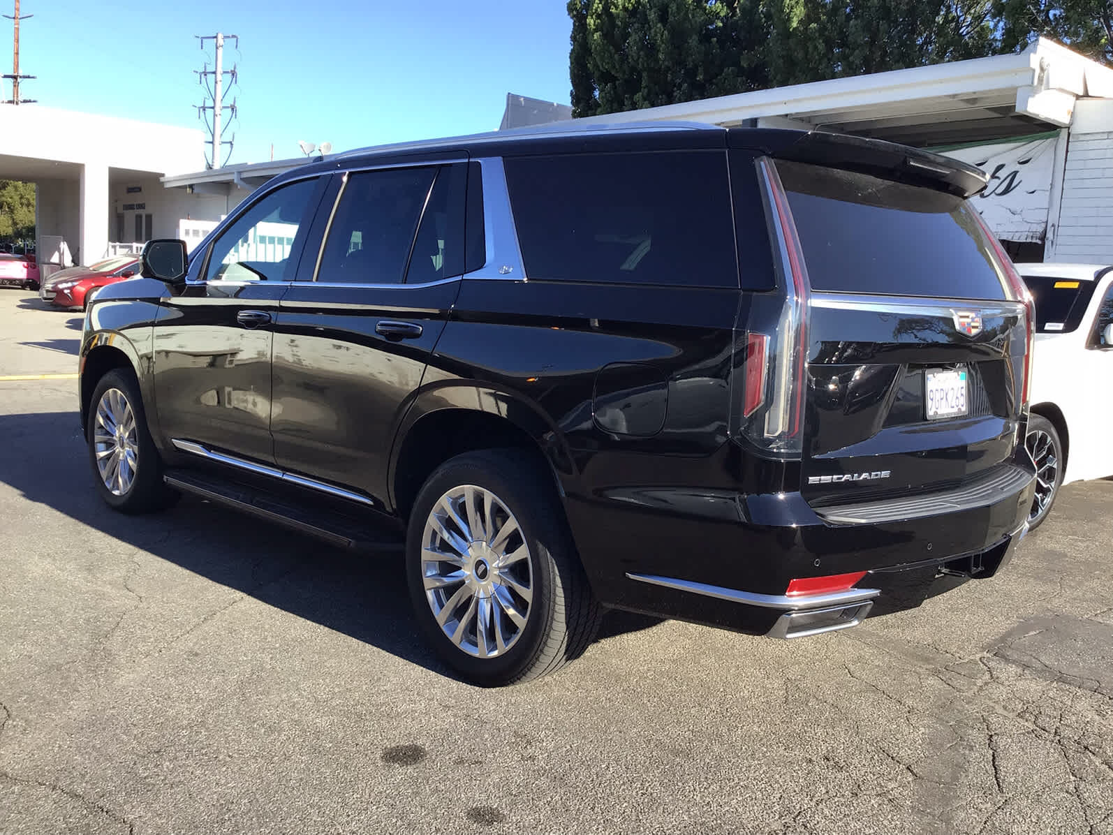 2023 Cadillac Escalade 4WD Premium Luxury
