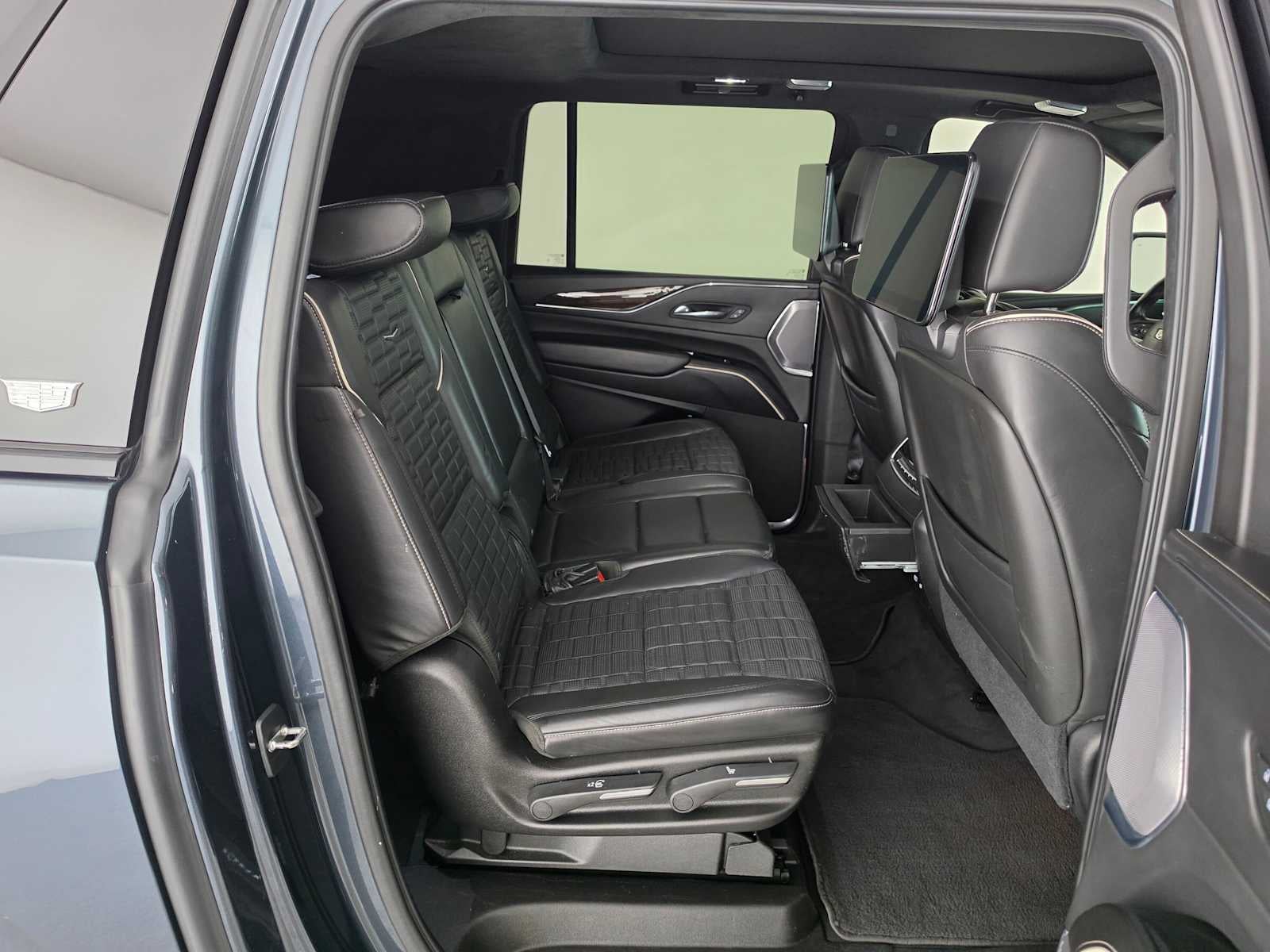 2021 Cadillac Escalade ESV Sport Platinum