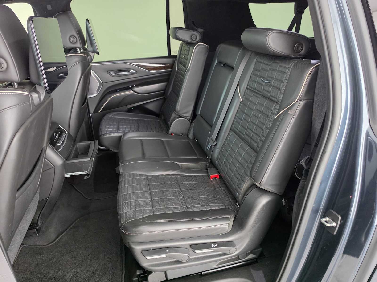2021 Cadillac Escalade ESV Sport Platinum