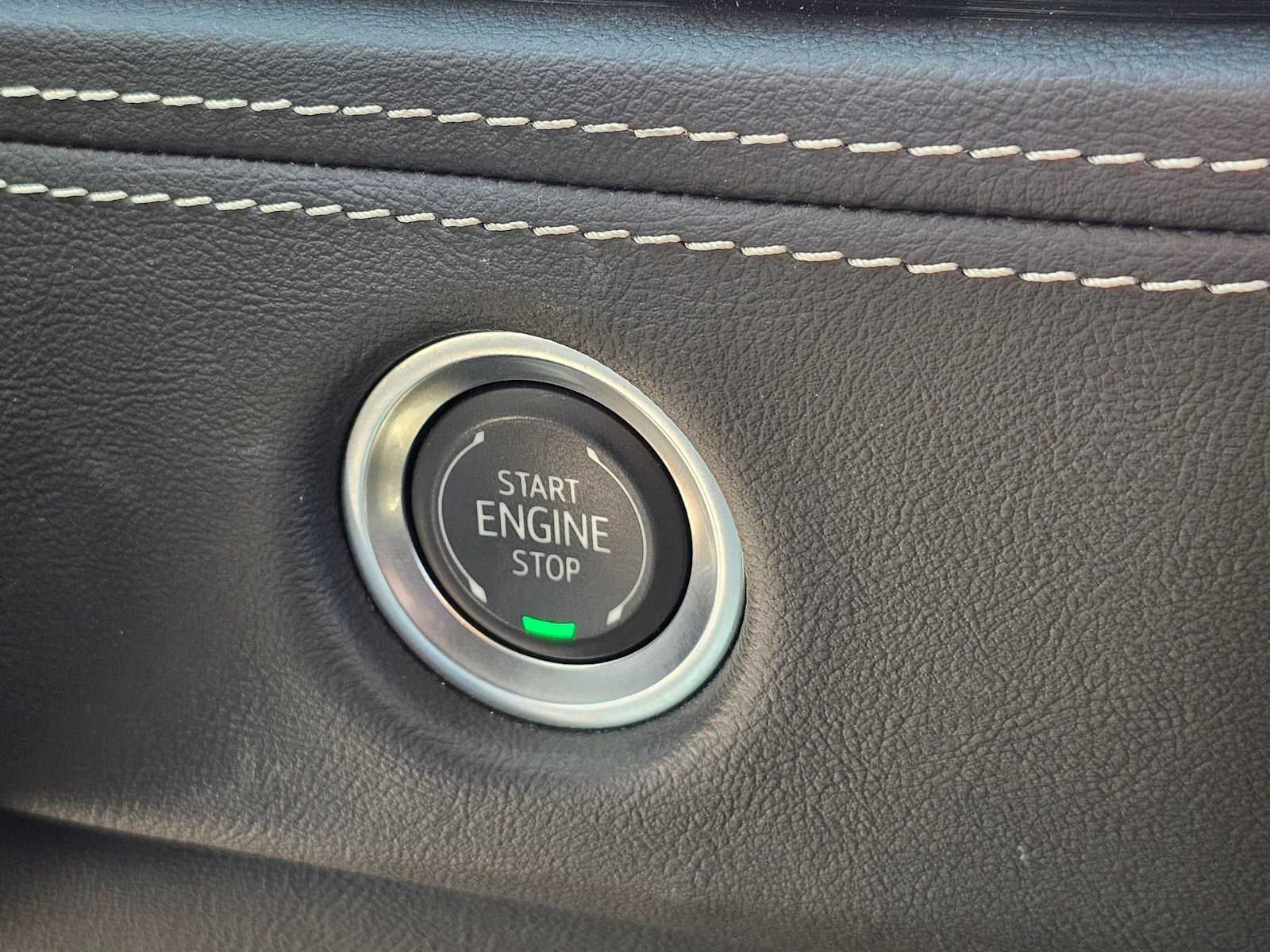 2025 Cadillac Escalade ESV Sport