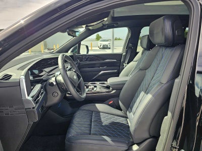 2025 Cadillac ESCALADE IQ Luxury 1