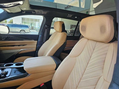 2025 Cadillac ESCALADE IQ Luxury 2