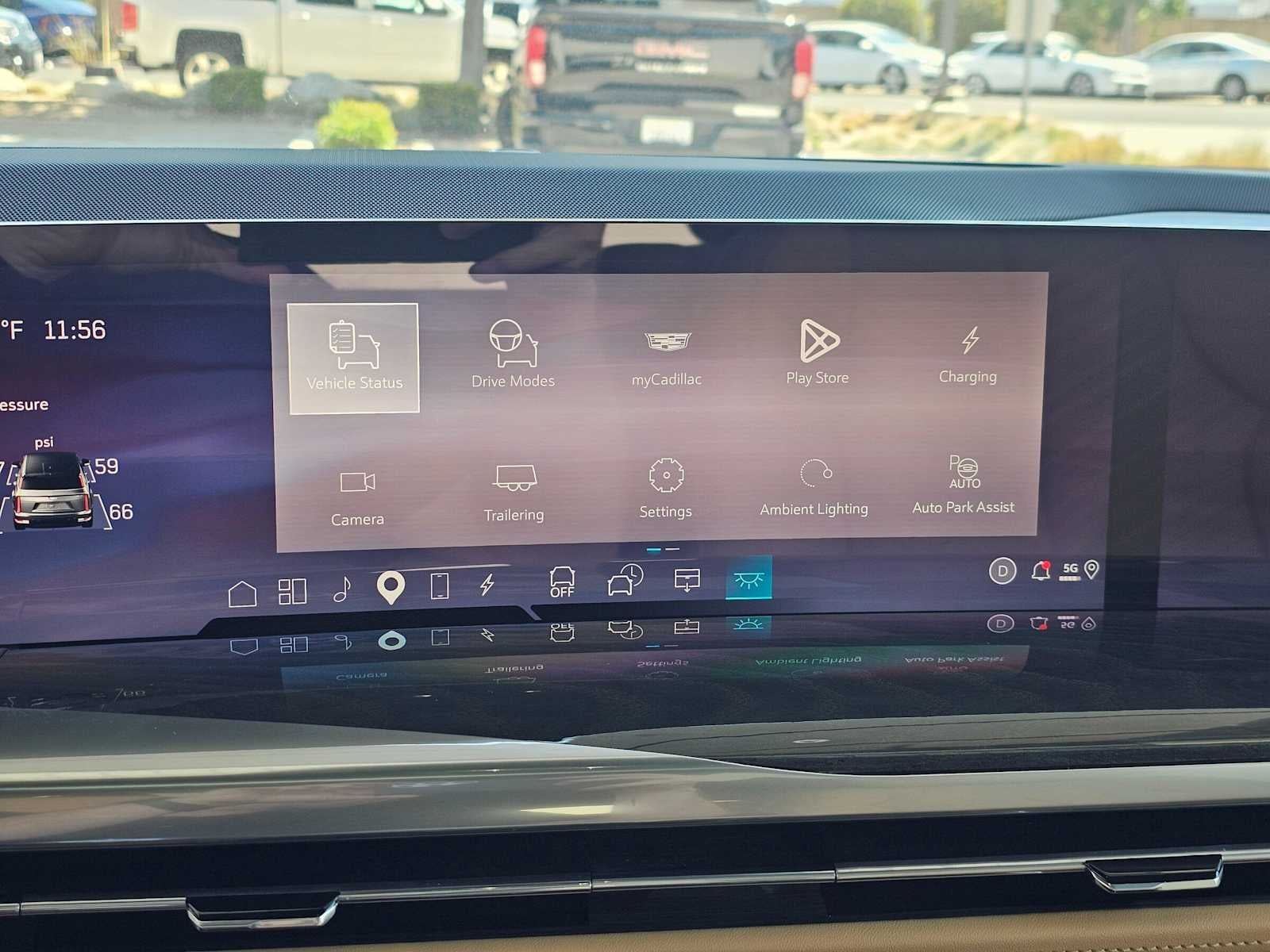 2025 Cadillac ESCALADE IQ Luxury 2