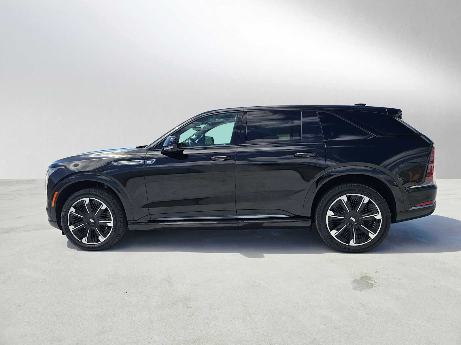 2025 Cadillac ESCALADE IQ Sport 2