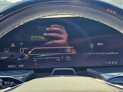 2025 Cadillac ESCALADE IQ Sport 2