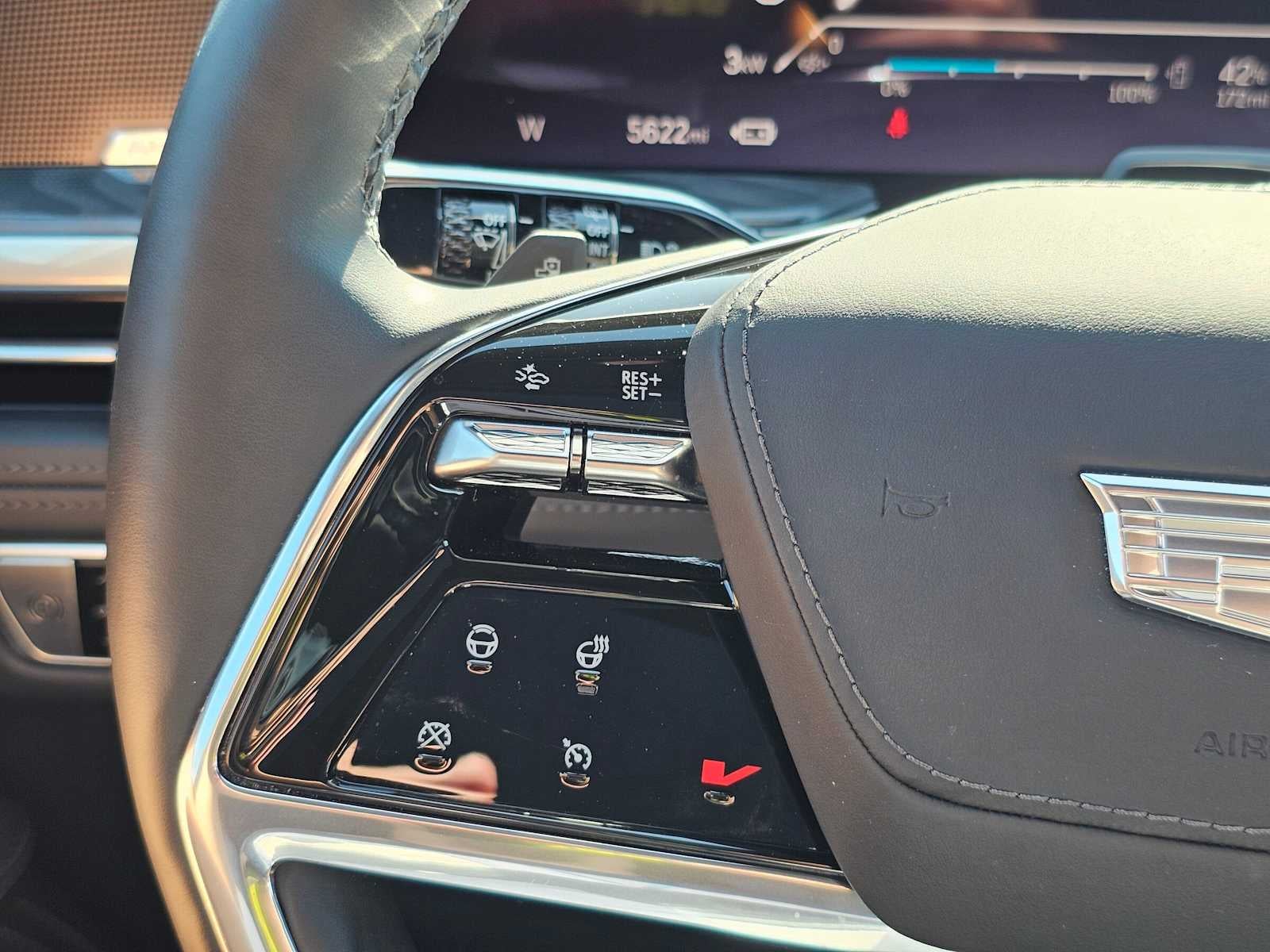 2025 Cadillac ESCALADE IQ Sport 2