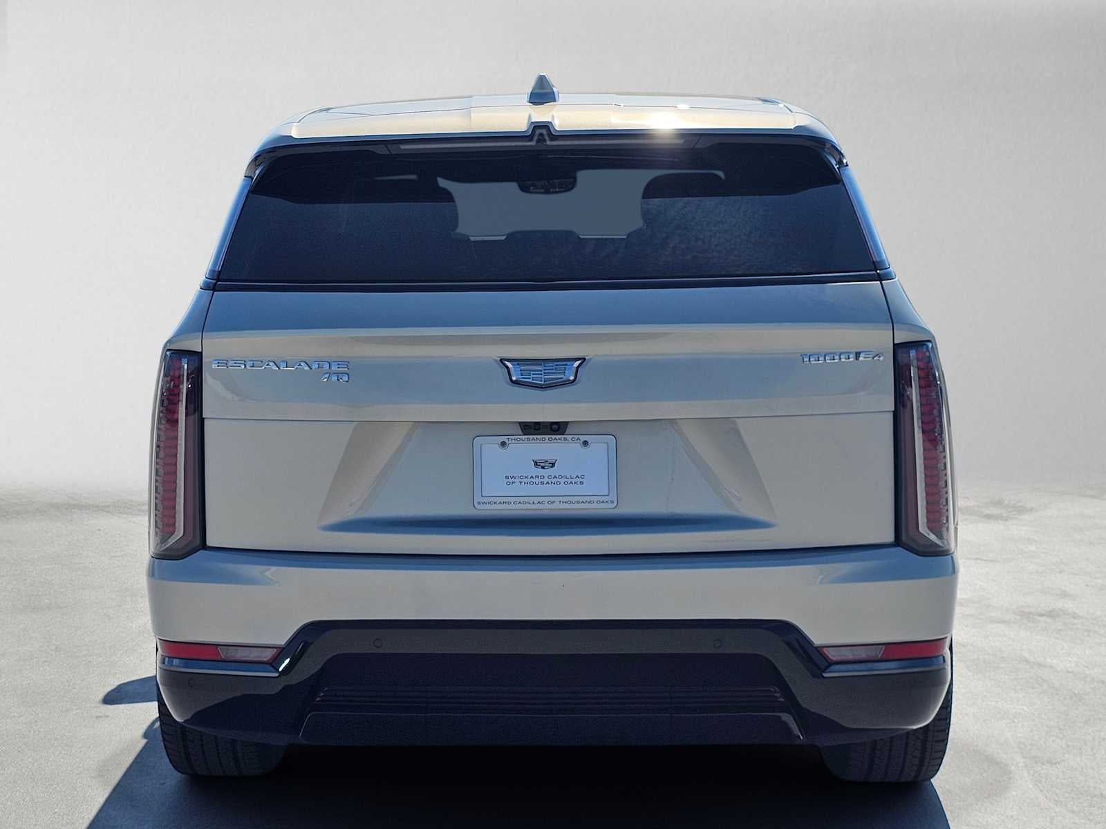 2025 Cadillac ESCALADE IQ Sport 2