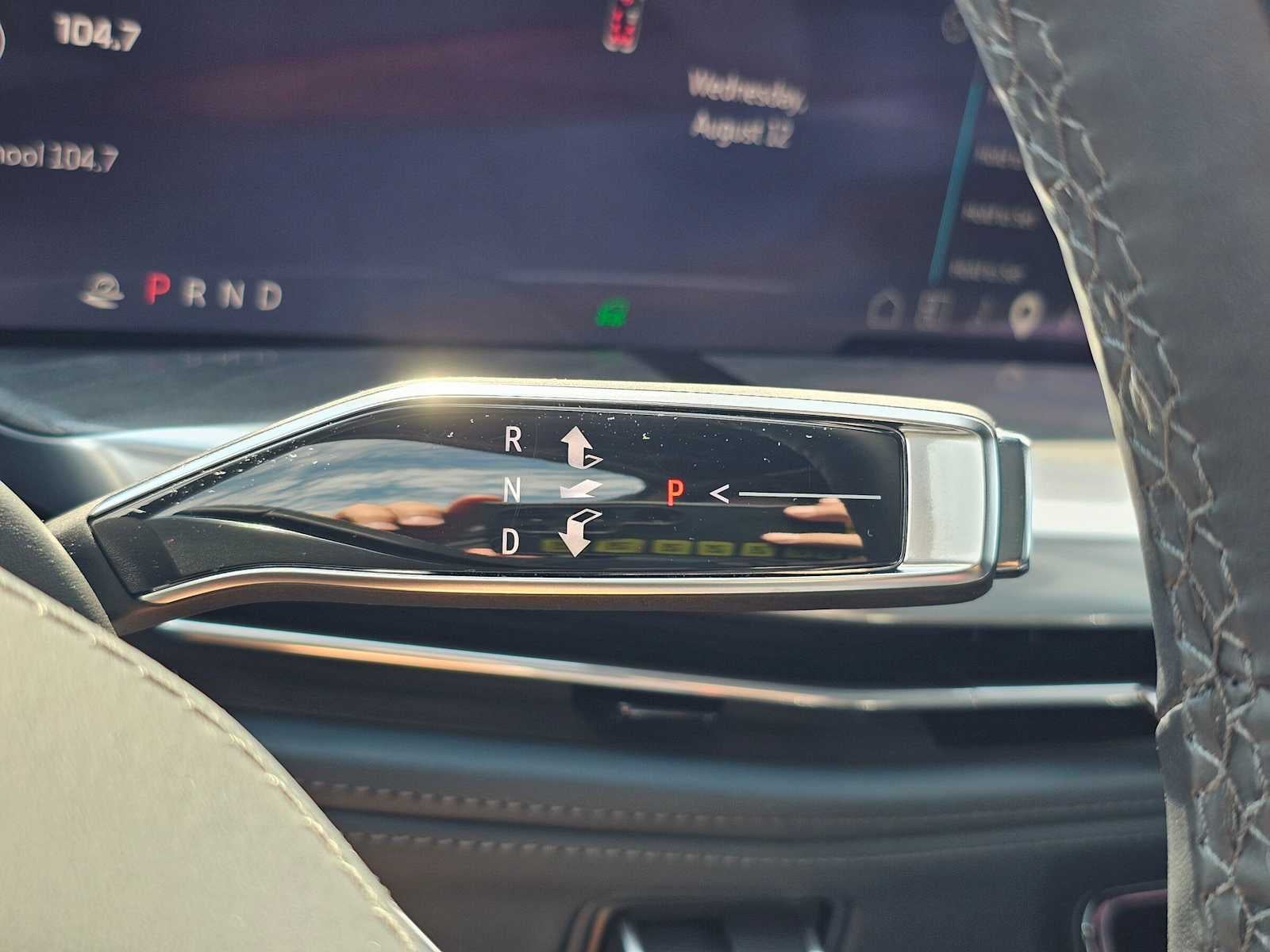 2025 Cadillac ESCALADE IQ Sport 2