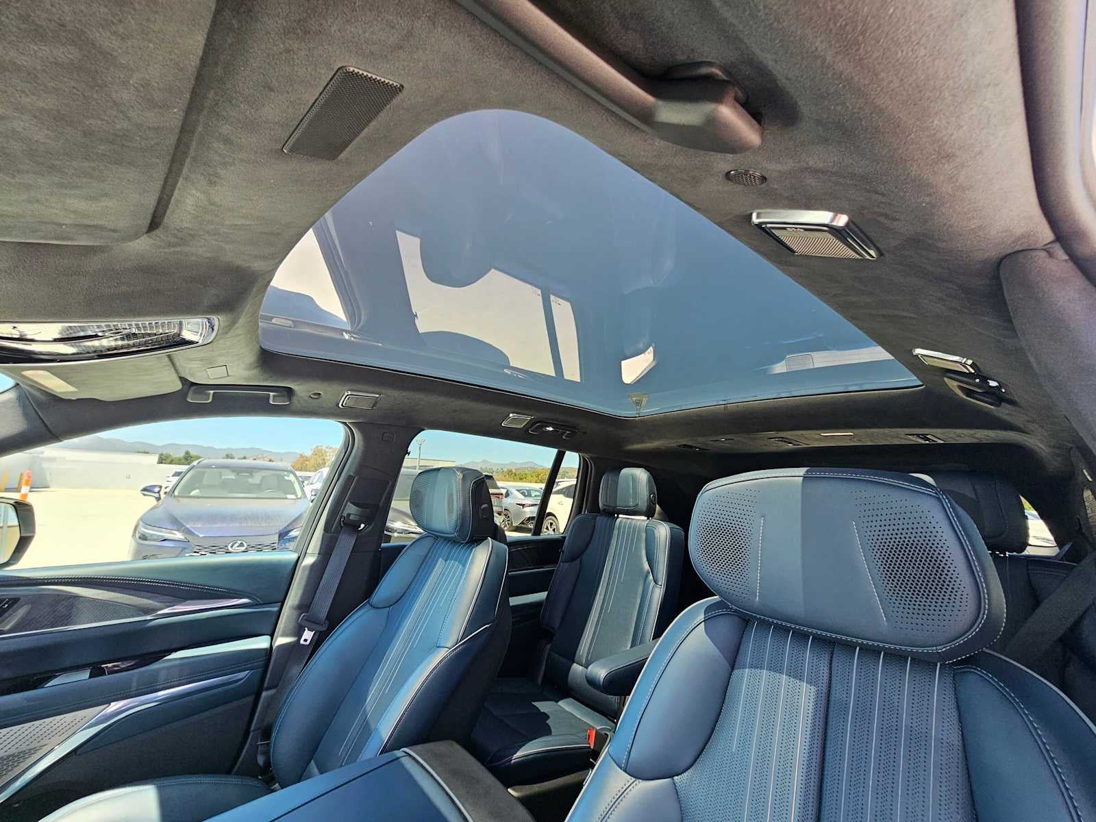 2025 Cadillac ESCALADE IQ Sport 2