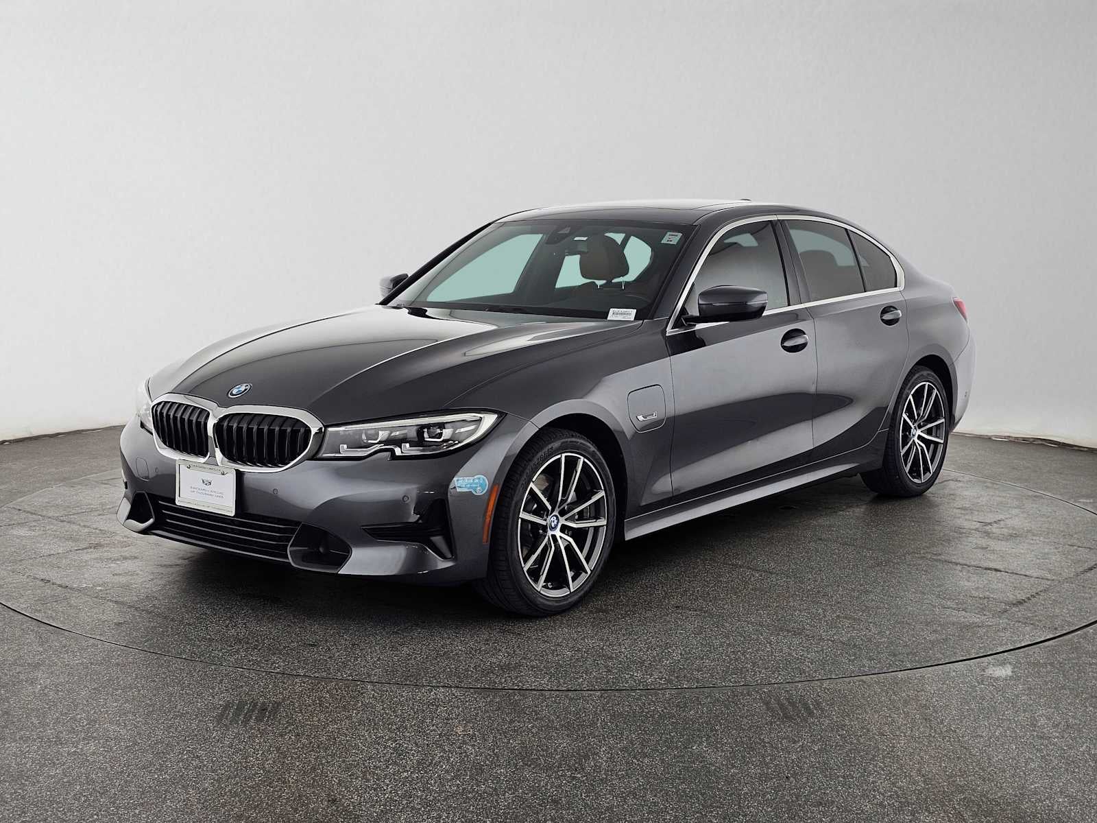 2022 BMW 3 Series 330e xDrive