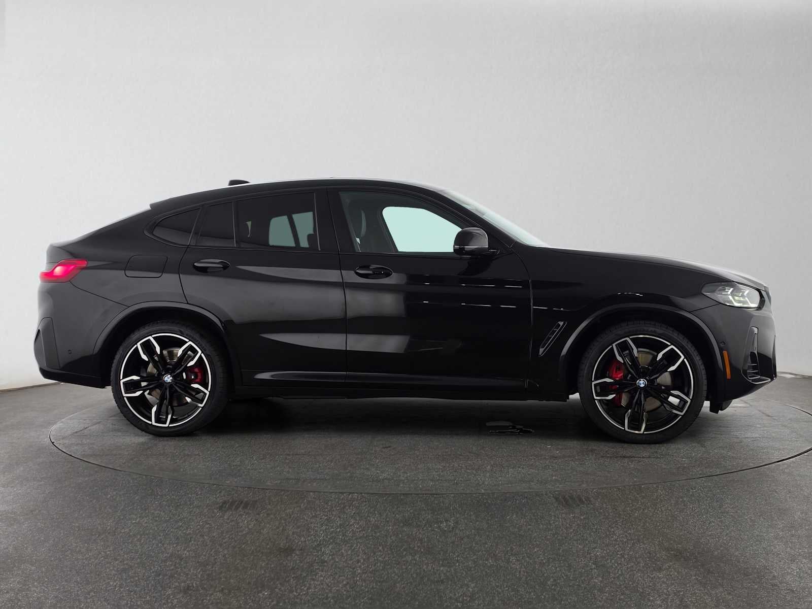 2024 BMW X4 M40i