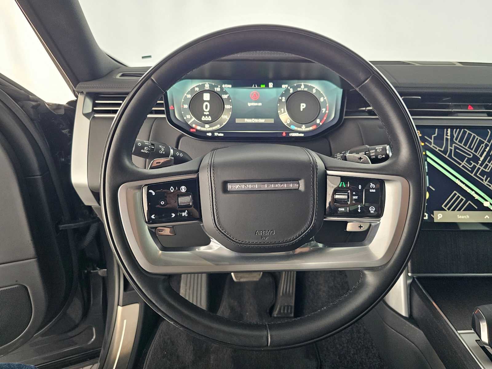 2025 Land Rover Range Rover SE