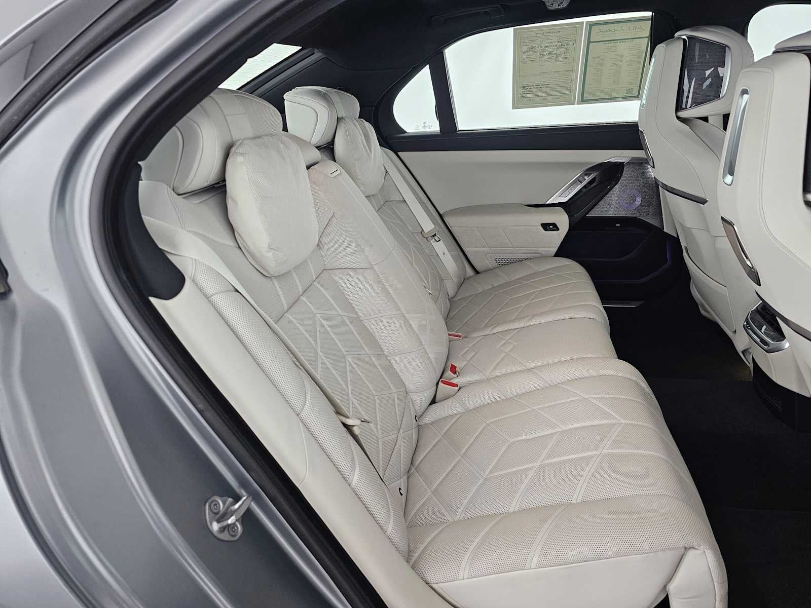 2023 BMW 7 Series 760i xDrive