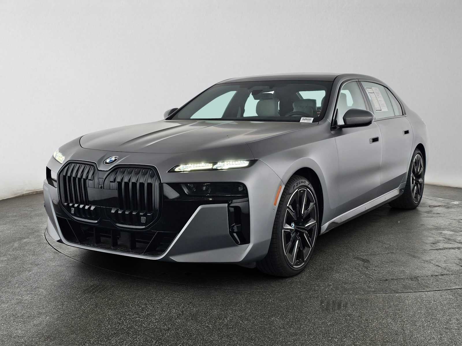 2023 BMW 7 Series 760i xDrive