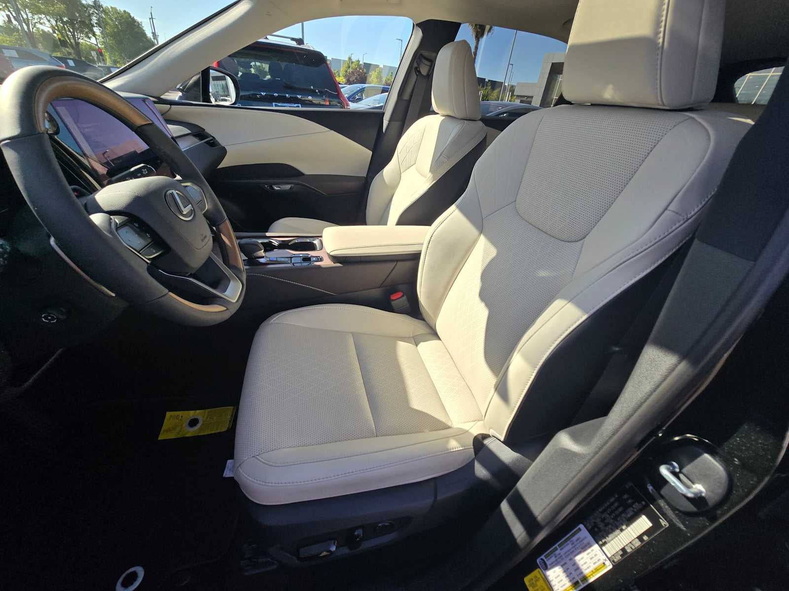 2025 Lexus RX Premium Plus