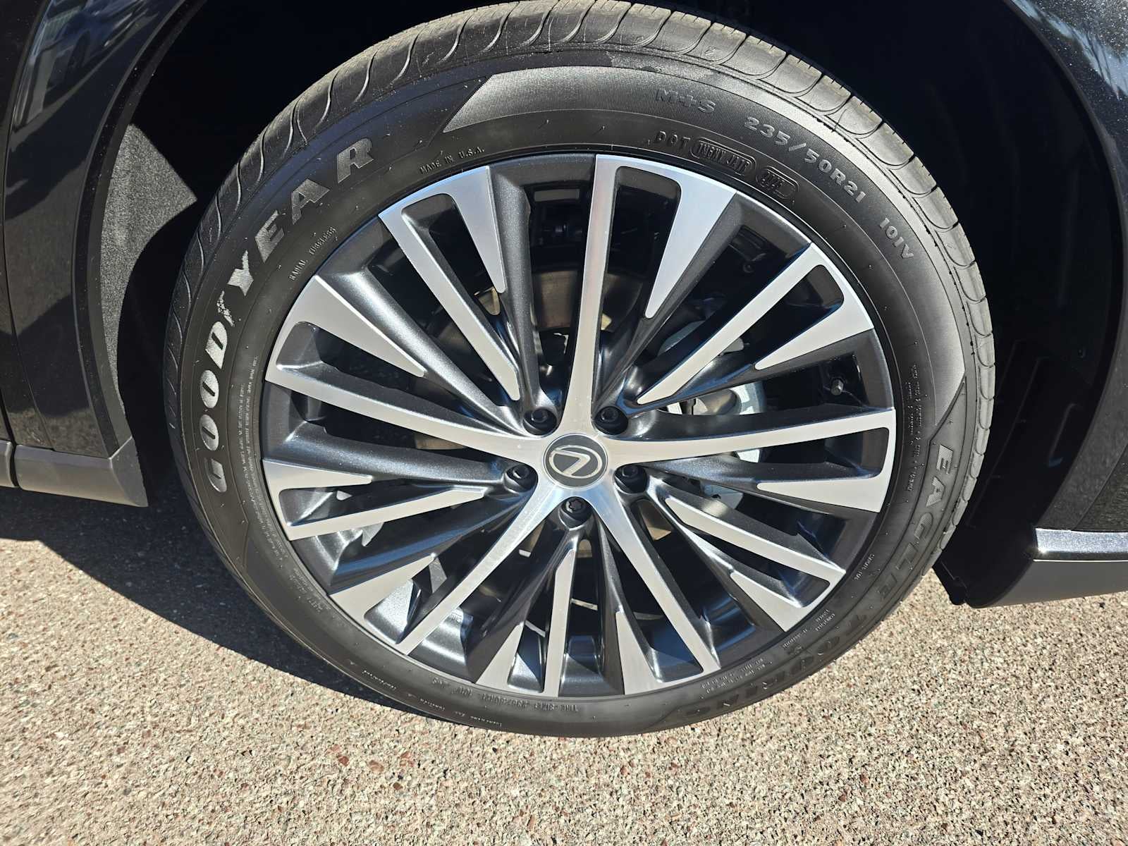 2025 Lexus RX Premium Plus