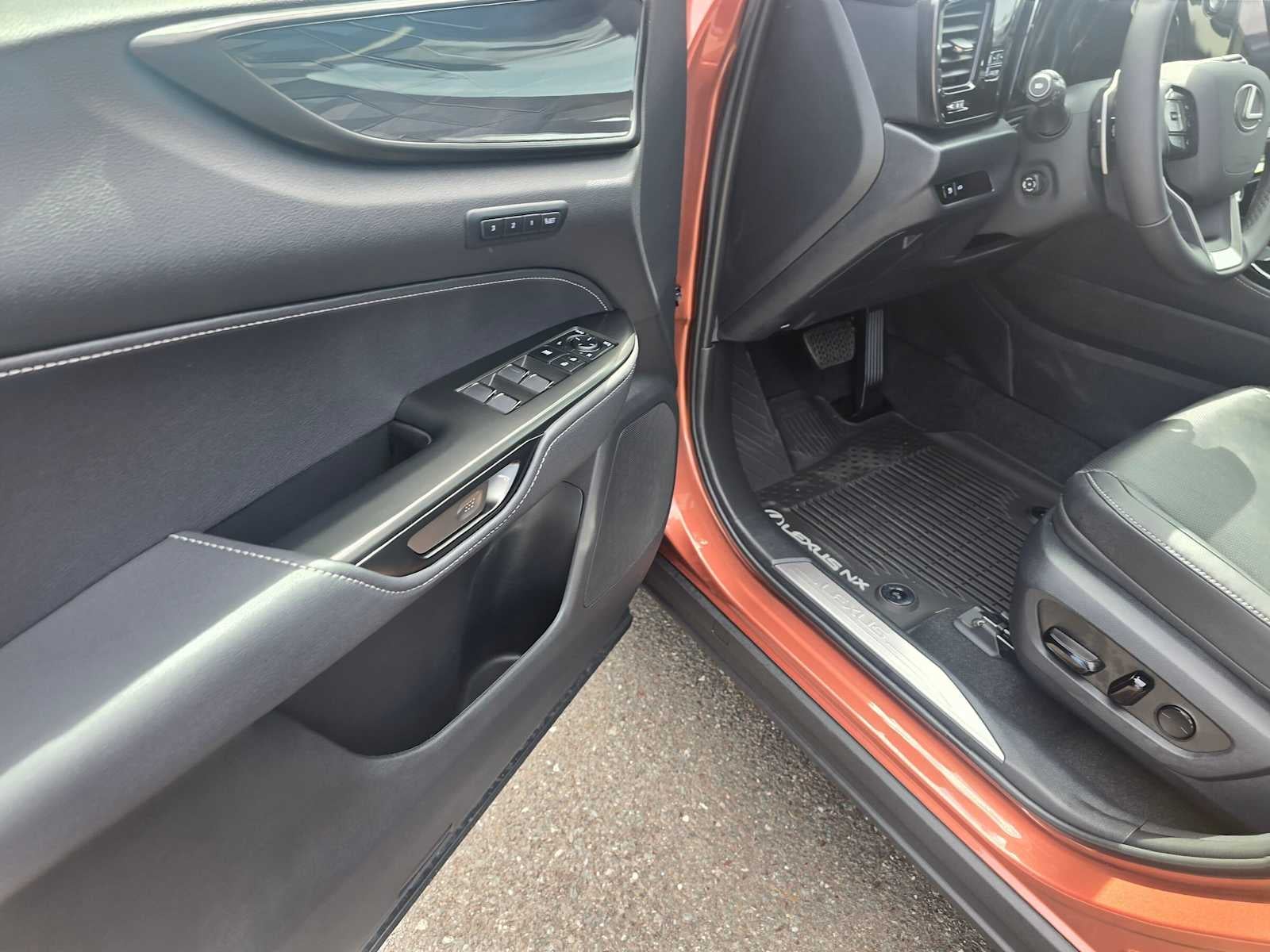 2026 Lexus NX 350 PREMIUM