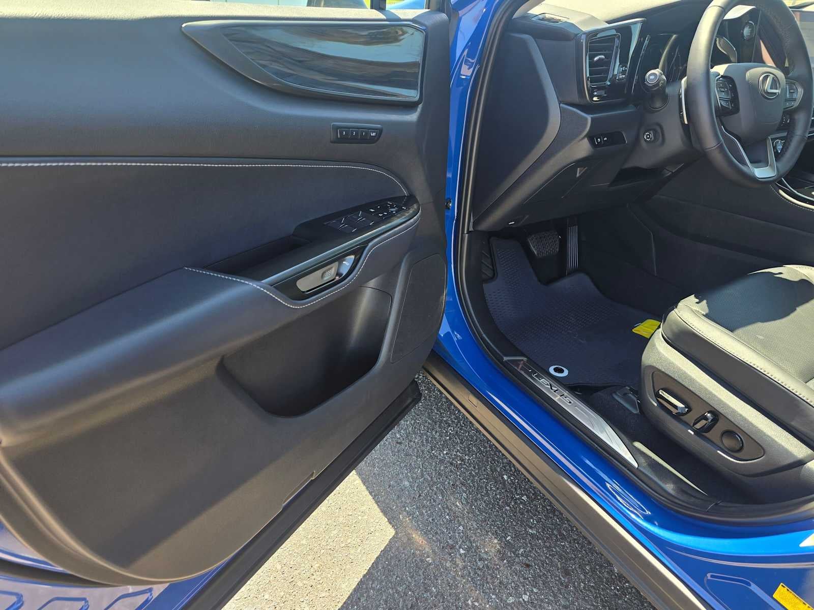 2026 Lexus NX 350 PREMIUM