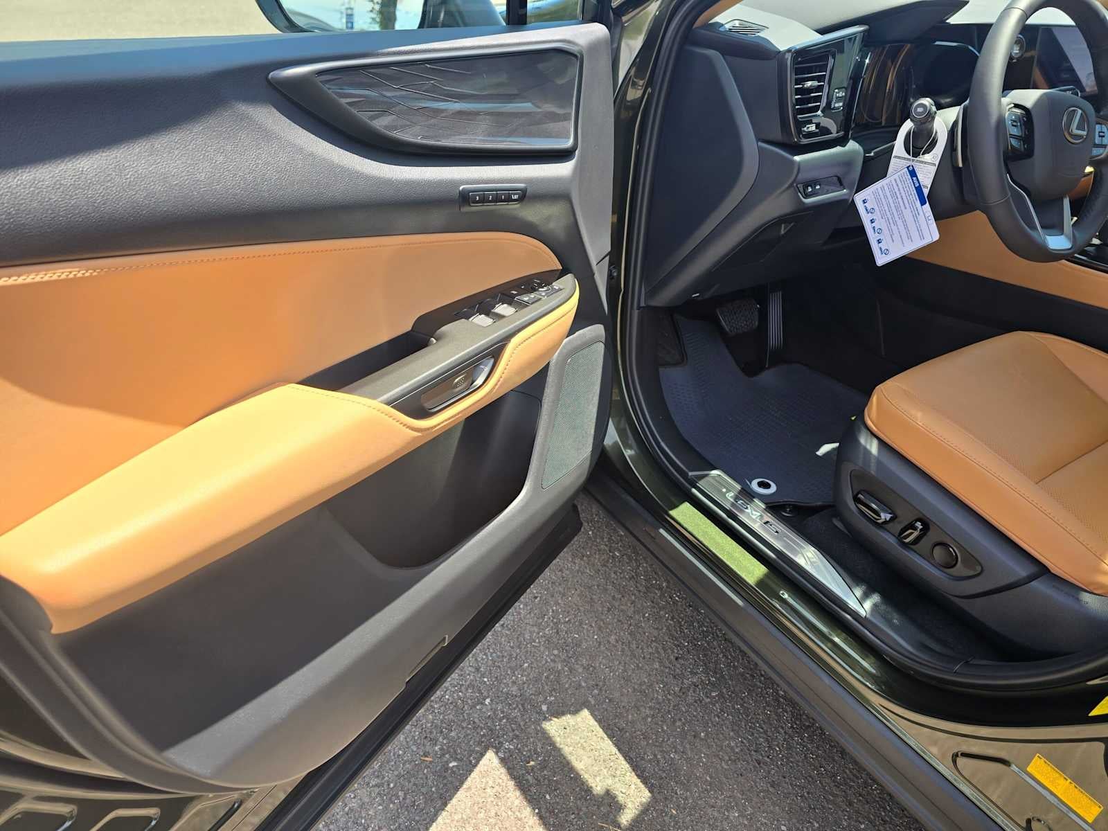 2026 Lexus NX 350 PREMIUM