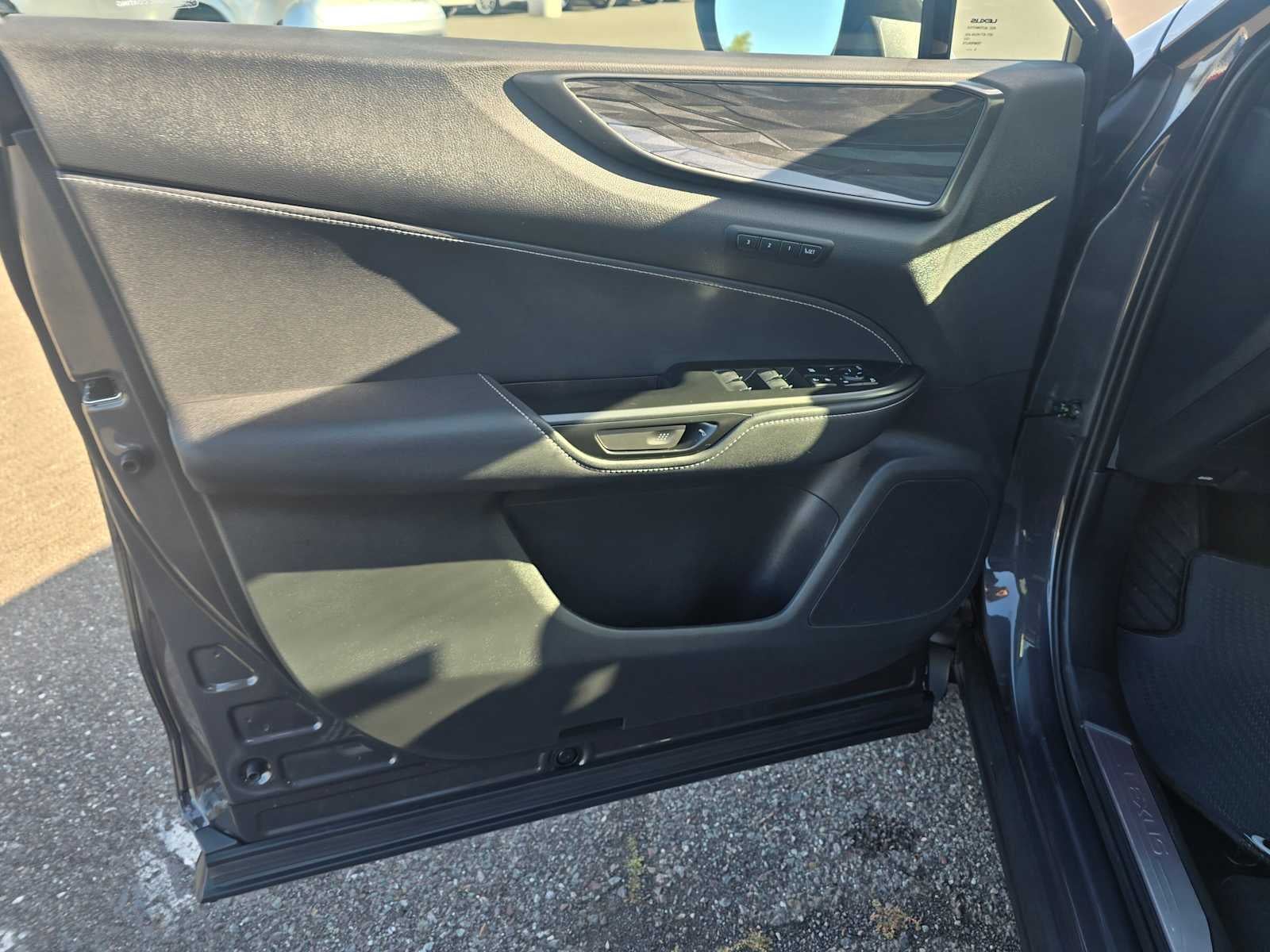 2026 Lexus NX 350h PREMIUM