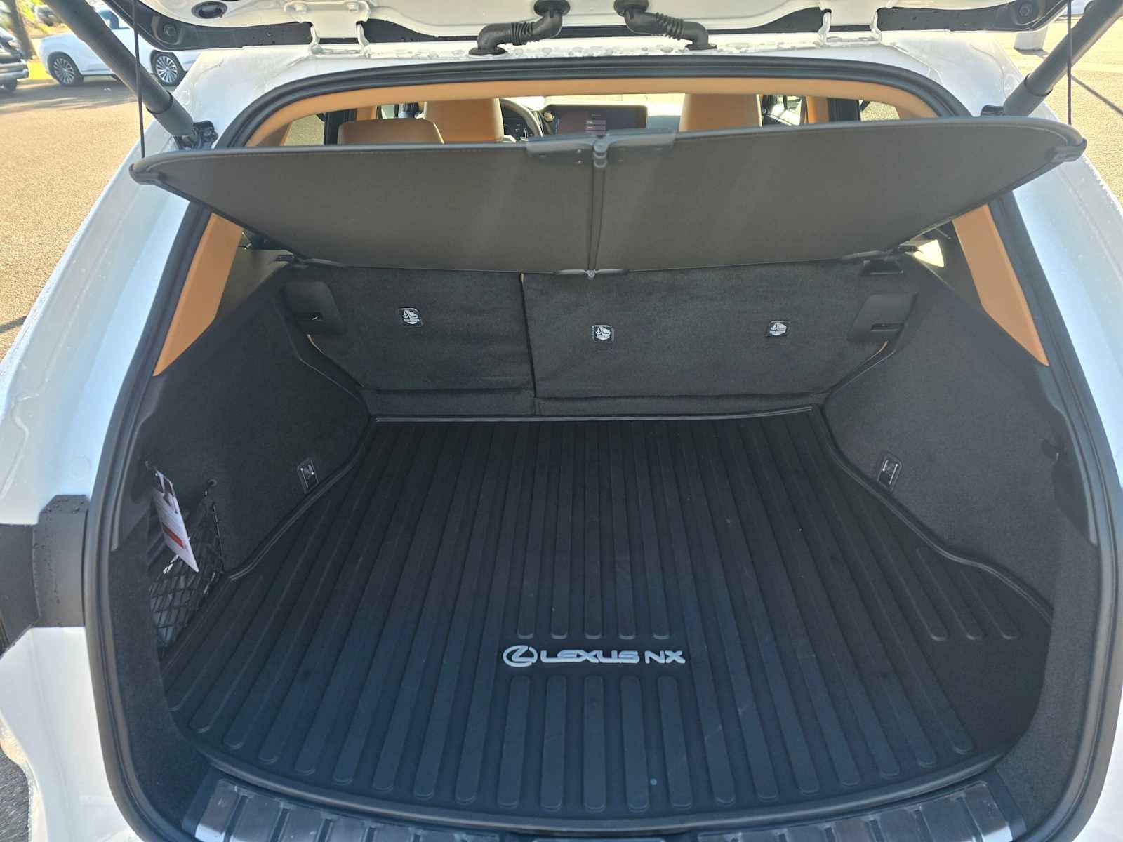 2026 Lexus NX 350h PREMIUM